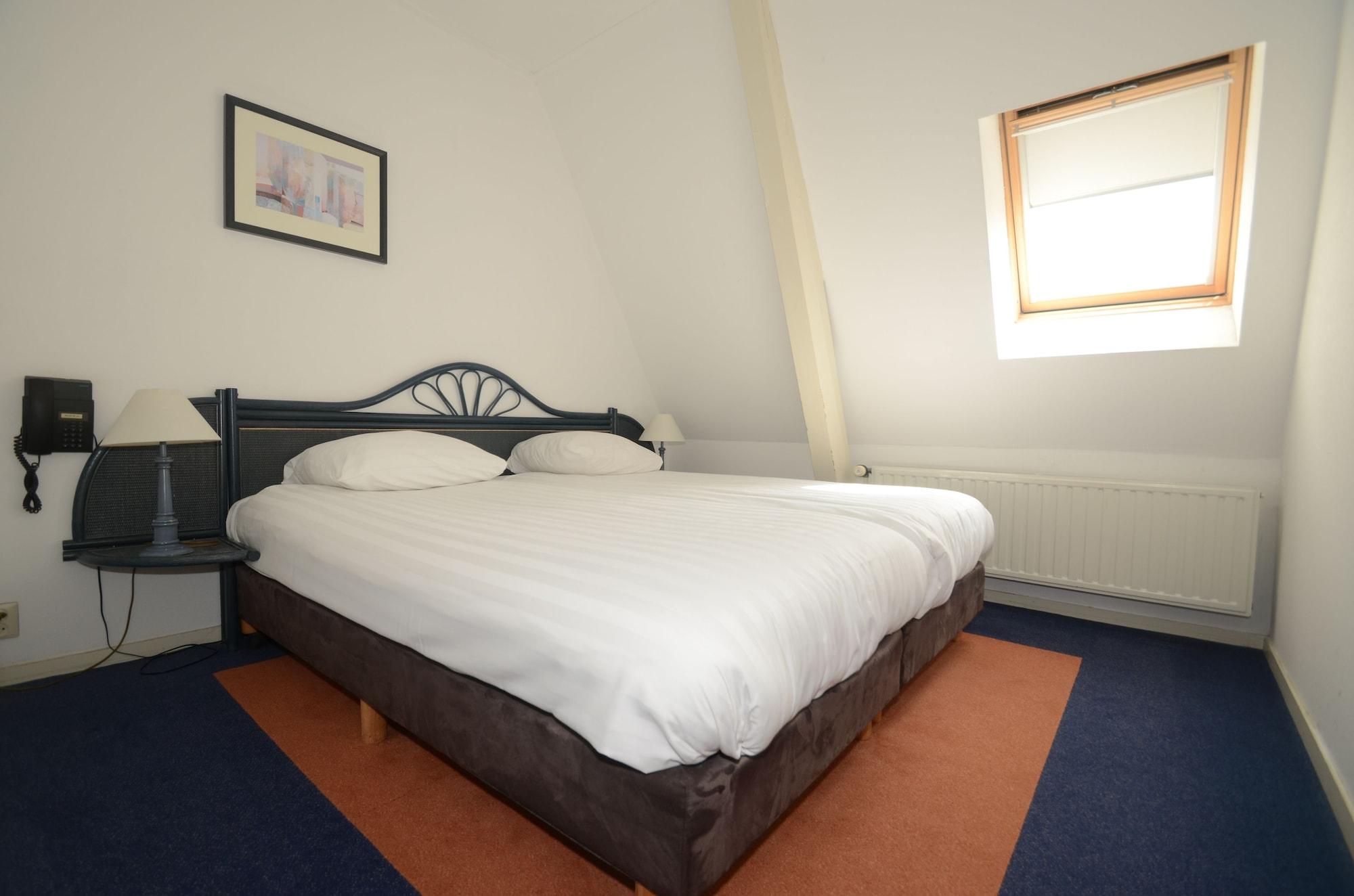 Fletcher Hotel Paleis Stadhouderlijk Hof Leeuwarden Extérieur photo