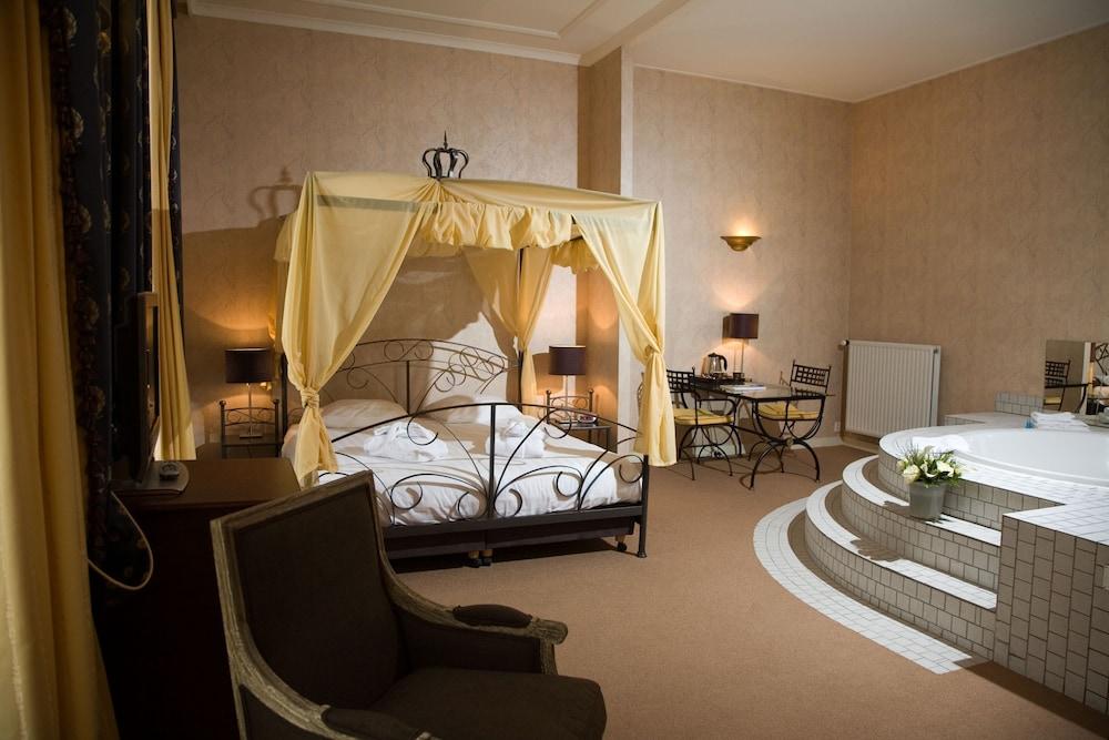 Fletcher Hotel Paleis Stadhouderlijk Hof Leeuwarden Extérieur photo